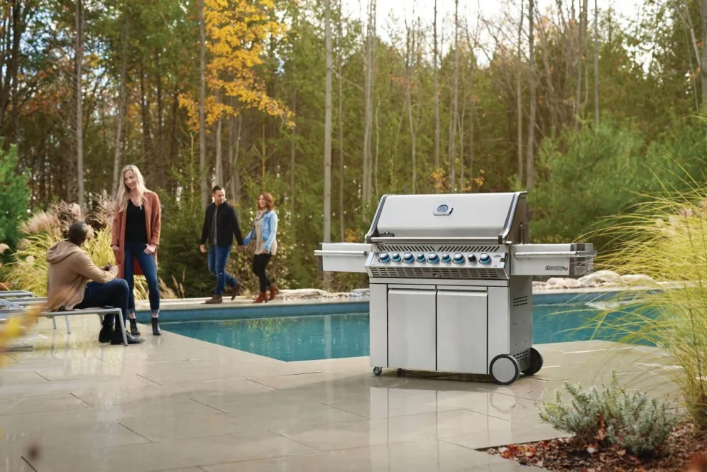 Barbacoa Prestige® Pro 665 RSIB Acero - Napoleon - PRO665RSIBPSS 3 Web Gallery 04 Prestige Pro665 3 RSIB Life
